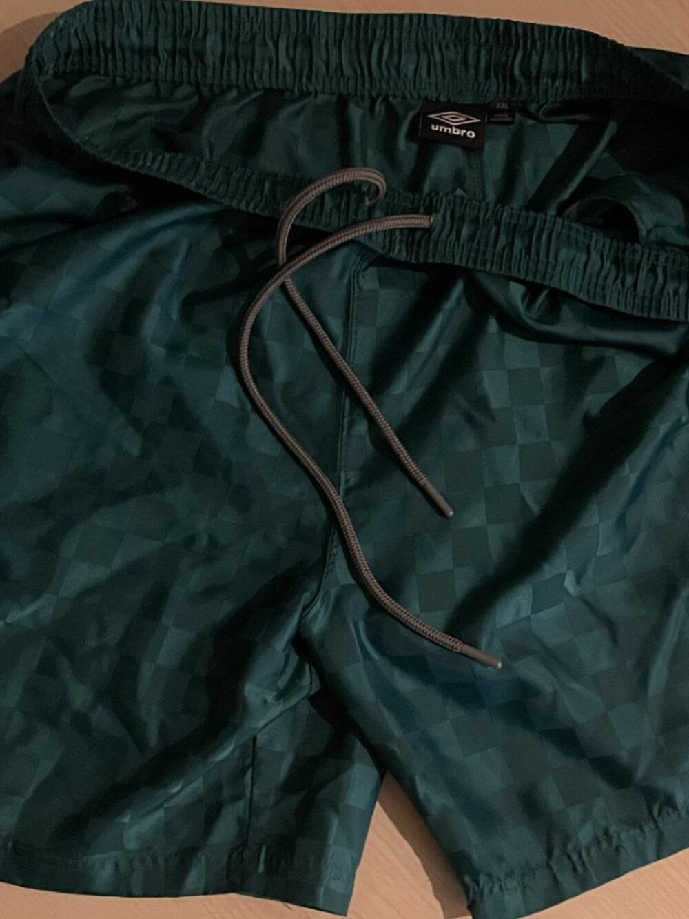 Umbro Men's Checkerboard Shorts size XXL green/sage color